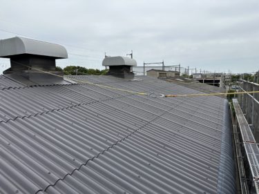 屋根スレート板　ポリウレア補強事例